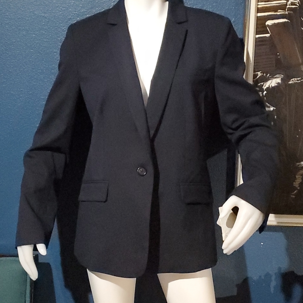 NWT women's Twill Blazer.